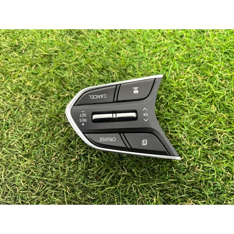 Кнопки руля (электрика / кнопки) Hyundai Santa Fe TM 2019 2.4GDI 96720S1130