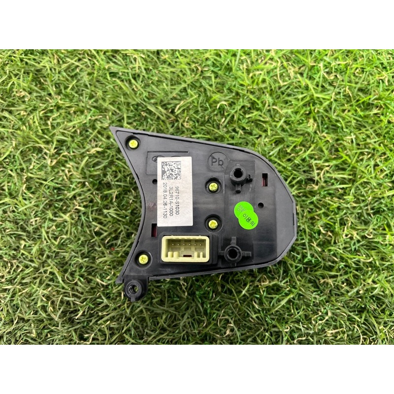 Кнопки руля (электрика / кнопки) Hyundai Santa Fe TM 2019 2.4GDI 96710S1030VCS