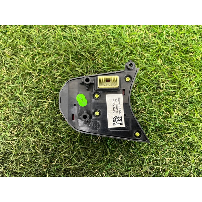 Кнопки руля (электрика / кнопки) Hyundai Santa Fe TM 2019 2.4GDI 96710S1030VCS