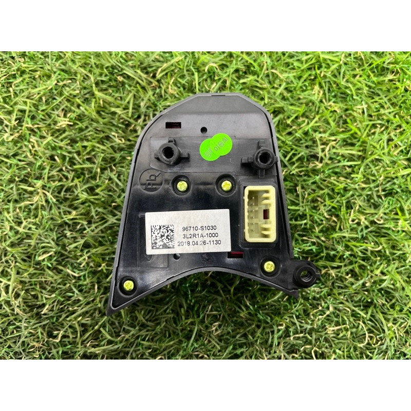 Кнопки руля (электрика / кнопки) Hyundai Santa Fe TM 2019 2.4GDI 96710S1030VCS