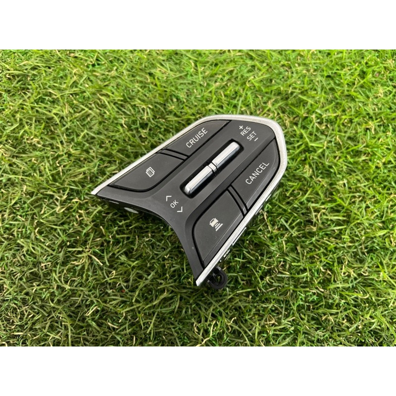 Кнопки руля (электрика / кнопки) Hyundai Santa Fe TM 2019 2.0 GDi Turbo 96720S1130