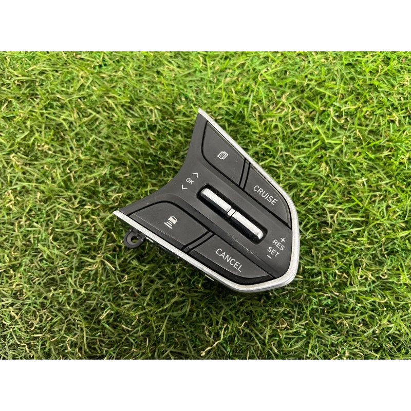 Кнопки руля (электрика / кнопки) Hyundai Santa Fe TM 2019 2.0 GDi Turbo 96720S1130