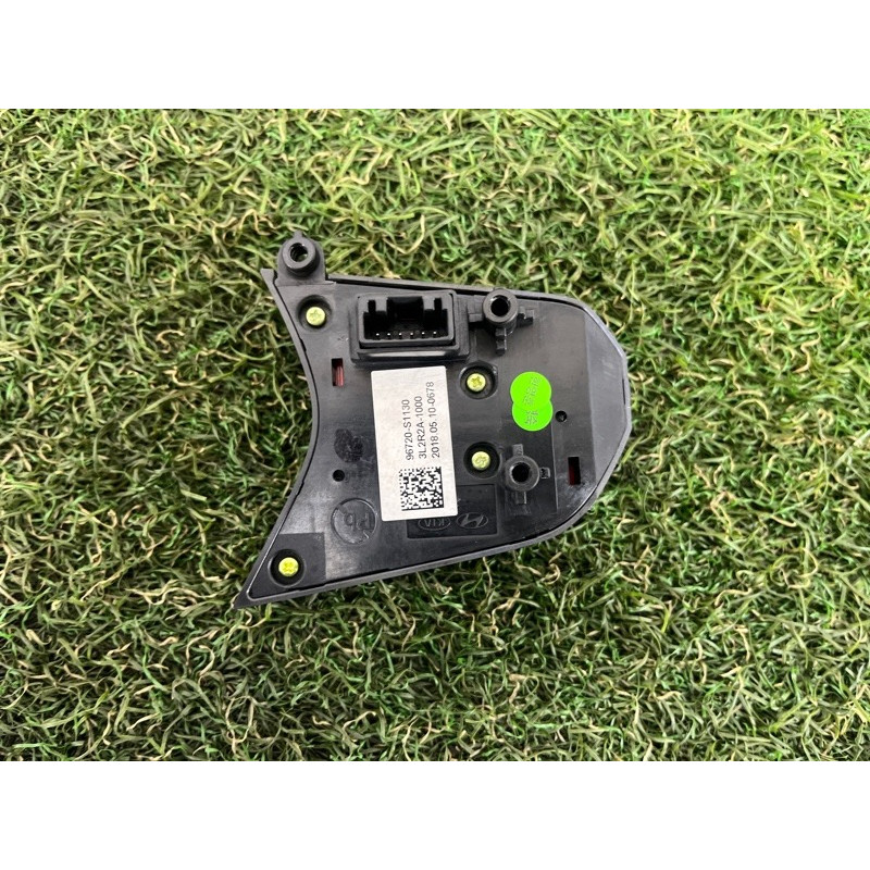 Кнопки руля (электрика / кнопки) Hyundai Santa Fe TM 2019 2.0 GDi Turbo 96720S1130