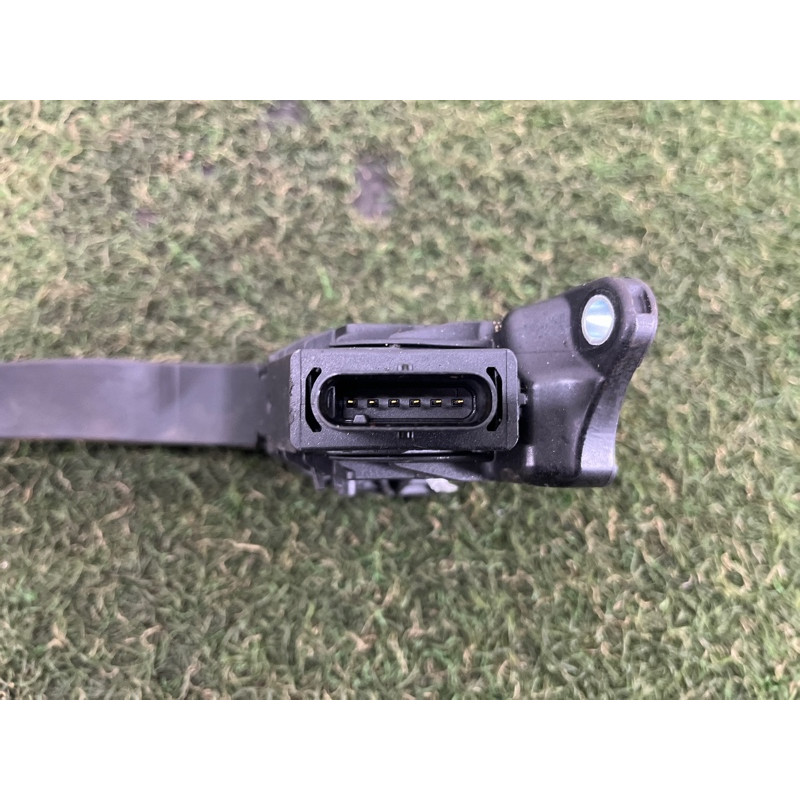 Педаль газа (электрика двигателя) AUDI A4 B9 2017 2.0 8W1723523