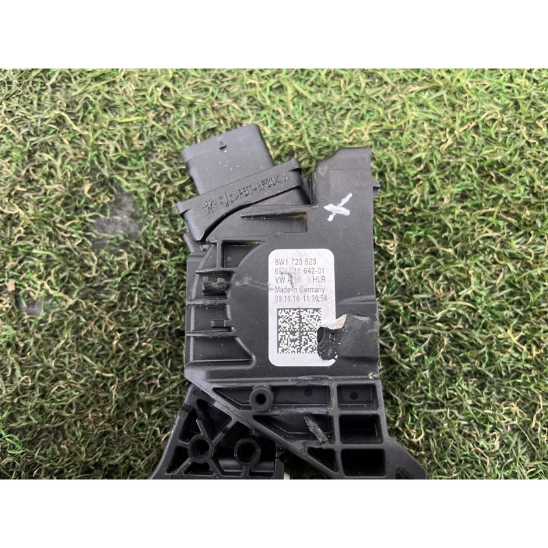 Педаль газа (электрика двигателя) AUDI A4 B9 2017 2.0 8W1723523