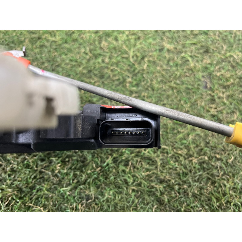 Замок двери (кузов и элементы) Hyundai Santa Fe TM 2019 2.4GDI 81420S1010