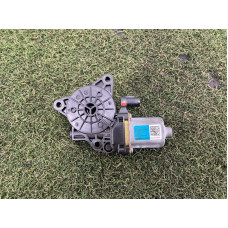 Мотор стеклоподъемника