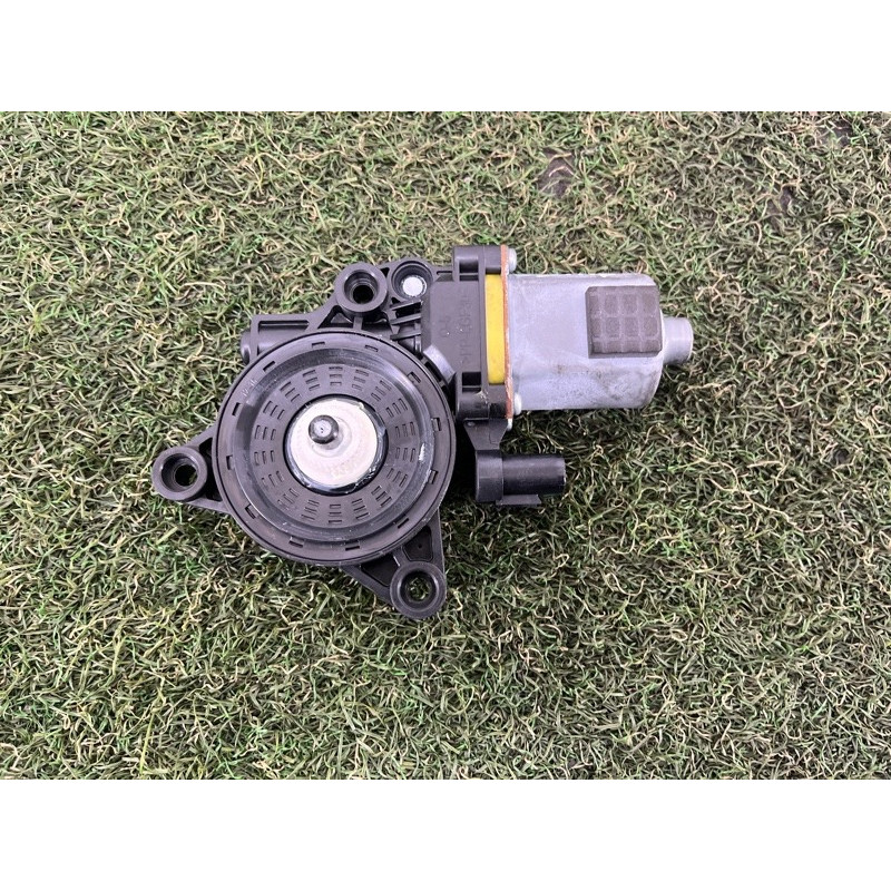 Мотор стеклоподъемника (электрика) Hyundai Santa Fe TM 2019 2.4GDI 83450S1000