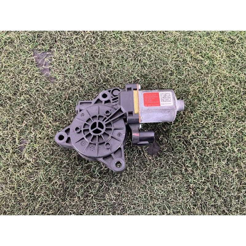 Мотор стеклоподъемника (электрика) Hyundai Santa Fe TM 2019 2.4GDI 83460S1000