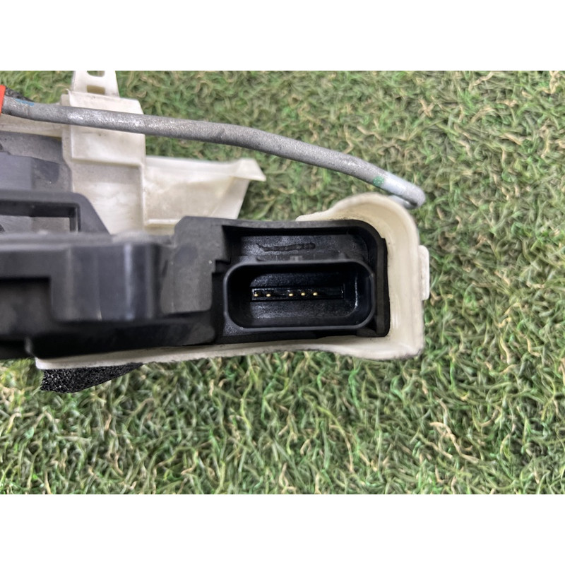 Замок двери (кузов и элементы) Hyundai Santa Fe TM 2019 2.4GDI 81320S1020