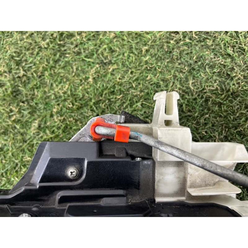 Замок двери (кузов и элементы) Hyundai Santa Fe TM 2019 2.4GDI 81320S1020