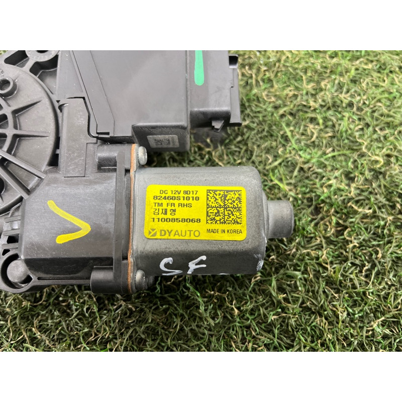 Мотор стеклоподъемника (электрика) Hyundai Santa Fe TM 2019 2.0 GDi Turbo 82460S1010