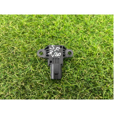 Датчик удару дверей