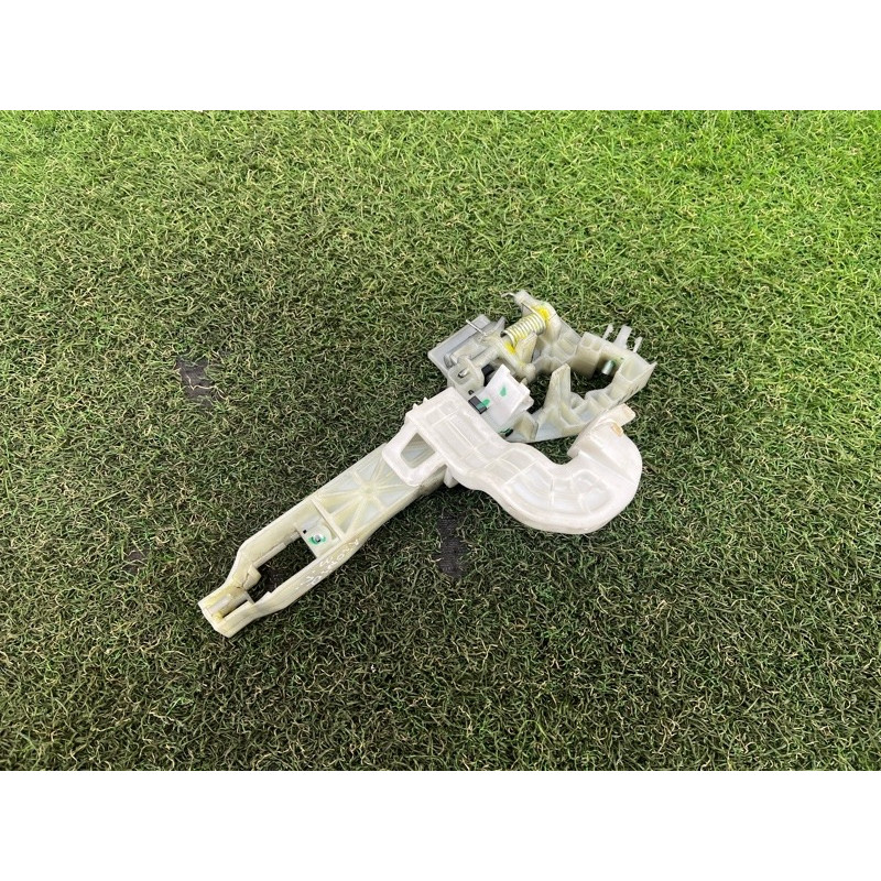 Кронштейн ручки двери (кузов и элементы) Hyundai Ioniq AE 2021 1.6 Hybrid 83655G2000