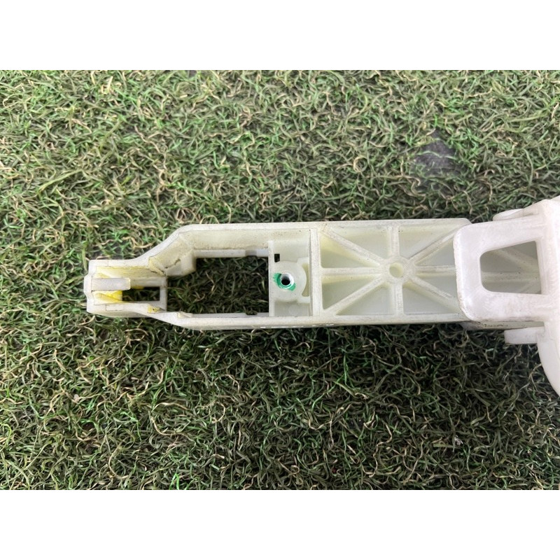 Кронштейн ручки двери (кузов и элементы) Hyundai Ioniq AE 2021 1.6 Hybrid 83655G2000