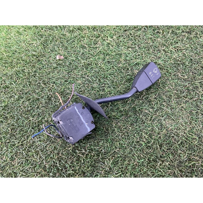 Перемикач двірників (електрика) BMW 5-series E34 1994 M50B25 61311391306