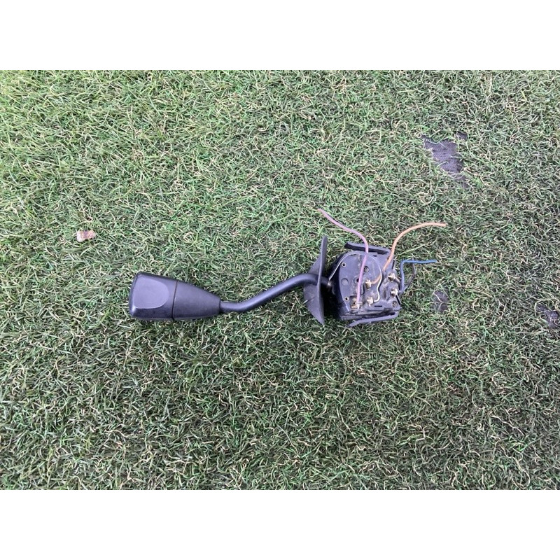 Перемикач двірників (електрика) BMW 5-series E34 1994 M50B25 61311391306