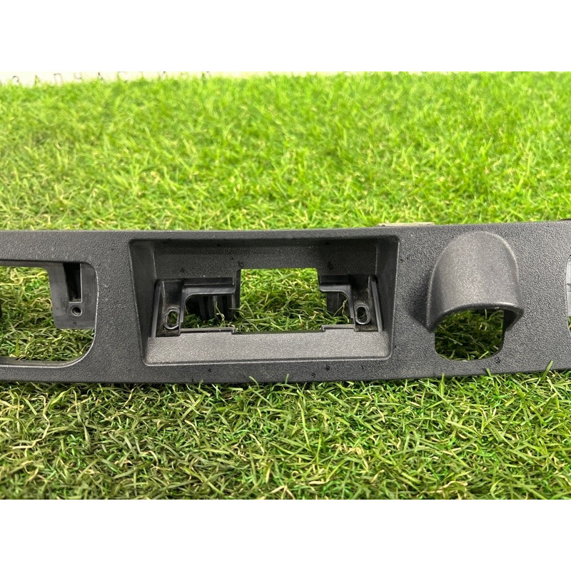 Панель подсветки номера (кузов и элементы) Hyundai Santa Fe TM 2019 2.0 GDi Turbo 92535S2010