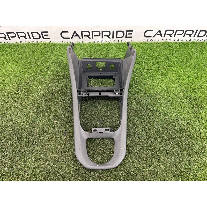 Накладка центральной консоли (салон) Hyundai Ioniq AE 2021 1.6 Hybrid 84616G2000T9Y