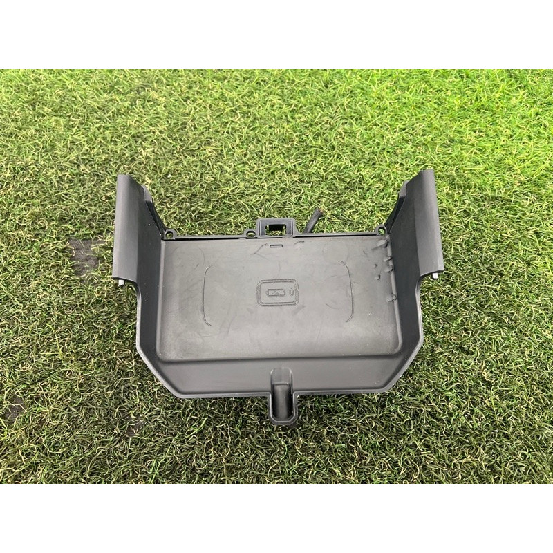 Блок управління бездротовою зарядкою (електрика / блок управління) BMW 5-series G30 2017 2.0 B46B20 84109442422