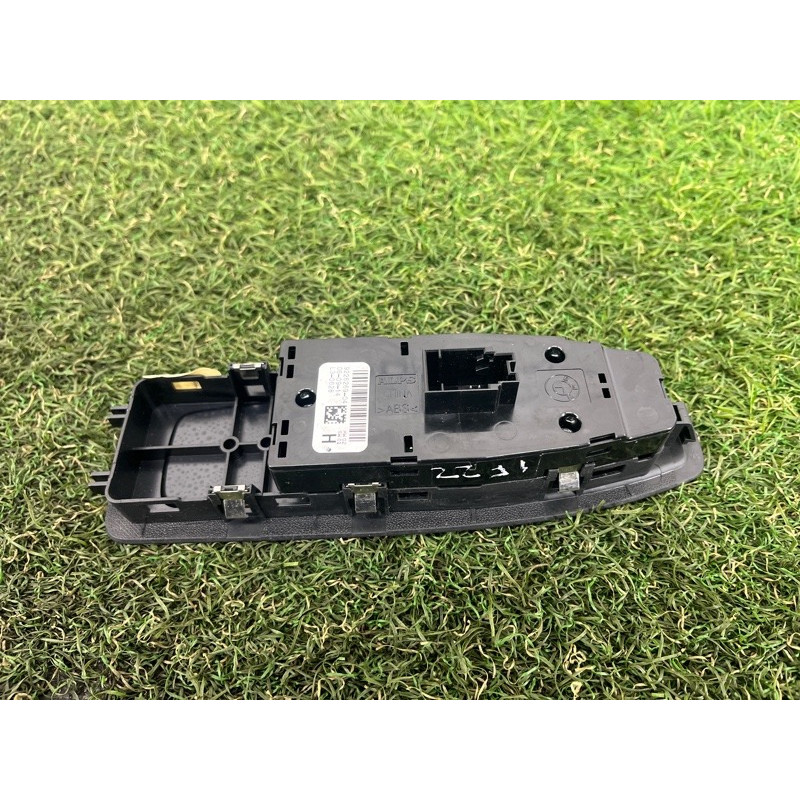Блок кнопок стеклоподъемников (электрика / кнопки) BMW 2-series F22 2015 2.0 61319362126