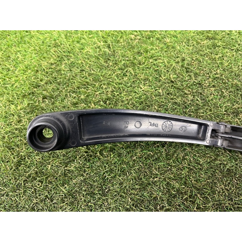 Поводок дворника (кузов и элементы) Hyundai Santa Fe TM 2019 2.4GDI 98321S1000