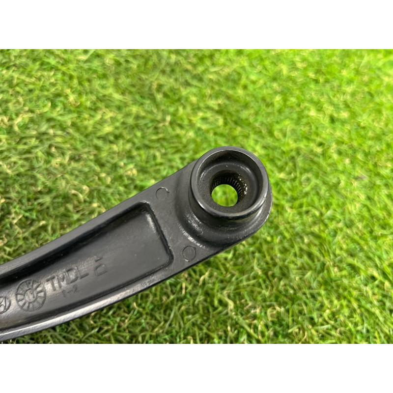 Поводок дворника (кузов и элементы) Hyundai Santa Fe TM 2019 2.4GDI 98311S1000