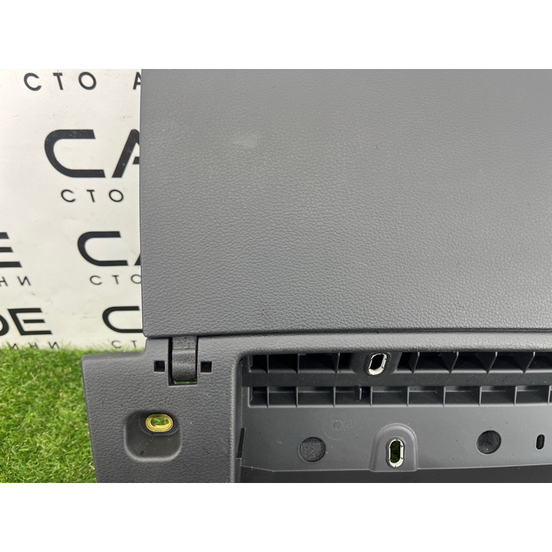 Бардачок (салон) AUDI A3 8V 2018 2.0 CZRA 8V5880302A6PS