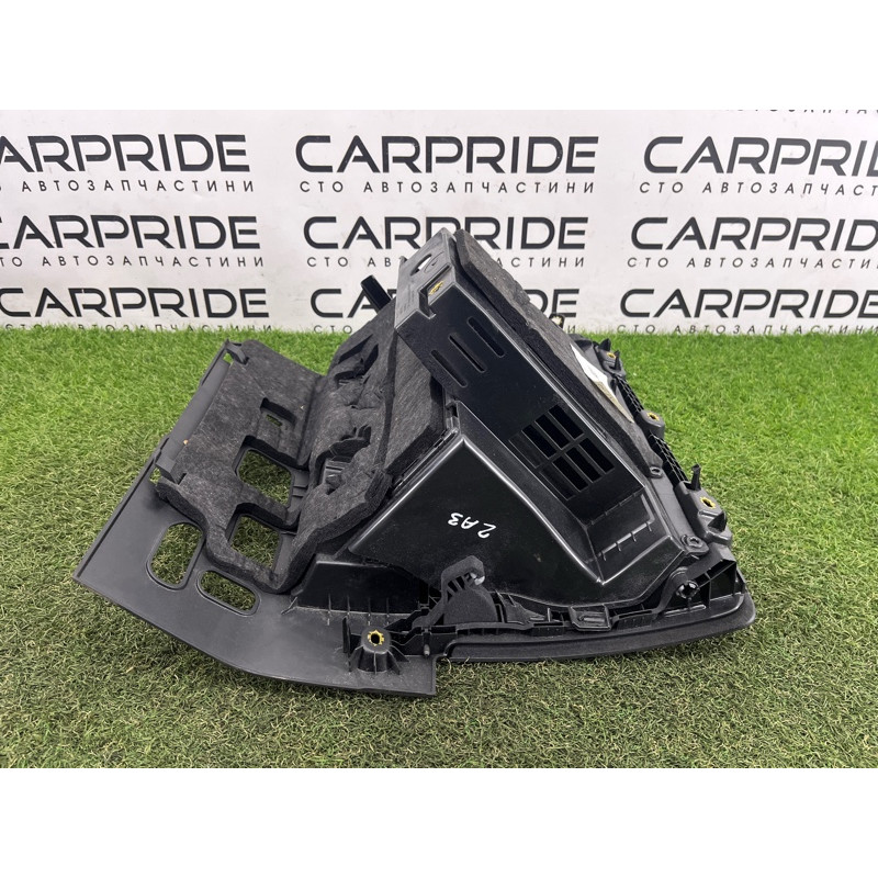 Бардачок (салон) AUDI A3 8V 2018 2.0 CZRA 8V5880302A6PS