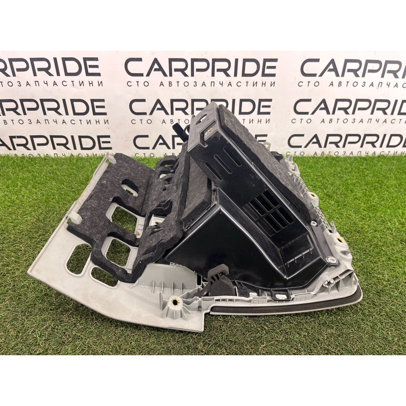 Бардачок (салон) AUDI A3 8V 2015 1.8 8V5880302BC5