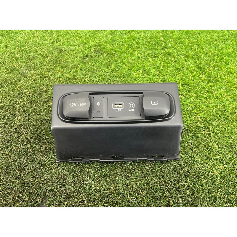 Гнездо USB/AUX (электрика) Hyundai Santa Fe TM 2019 2.0 GDi Turbo 84630S20004X