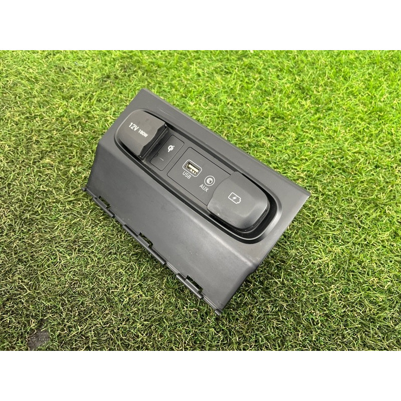 Гнездо USB/AUX (электрика) Hyundai Santa Fe TM 2019 2.0 GDi Turbo 84630S20004X