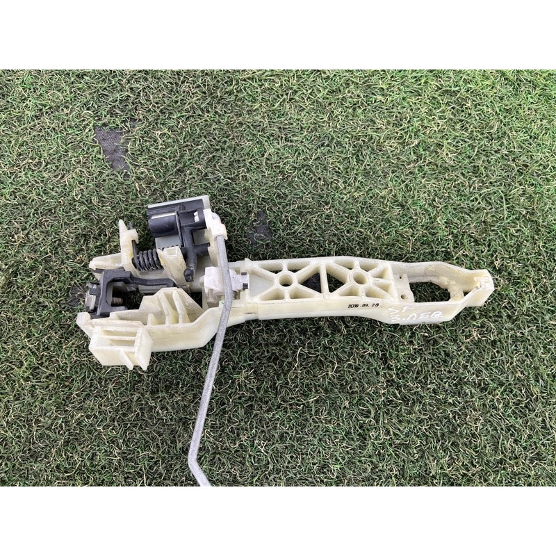 Кронштейн ручки двери (кузов и элементы) Hyundai Santa Fe TM 2019 2.4GDI 83655S1000