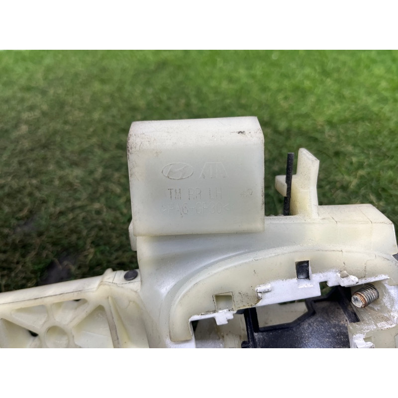 Кронштейн ручки двери (кузов и элементы) Hyundai Santa Fe TM 2019 2.4GDI 83655S1000