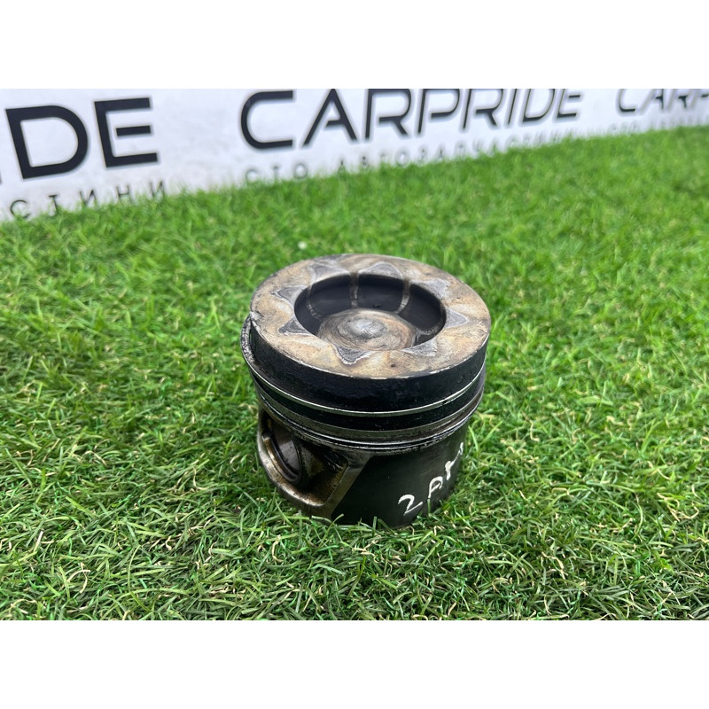 Поршень (двигатель и элементы) Volkswagen Amarok 2H 2012 2.0 tdi 03L107065N001