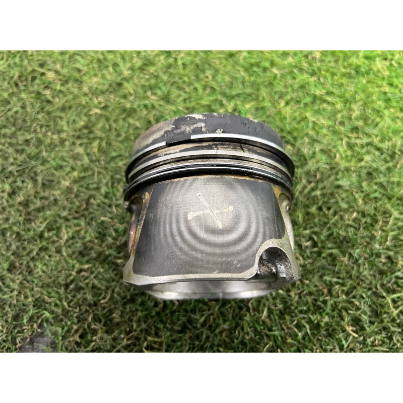 Поршень (двигатель и элементы) Volkswagen Amarok 2H 2012 2.0 tdi 03L107065N001