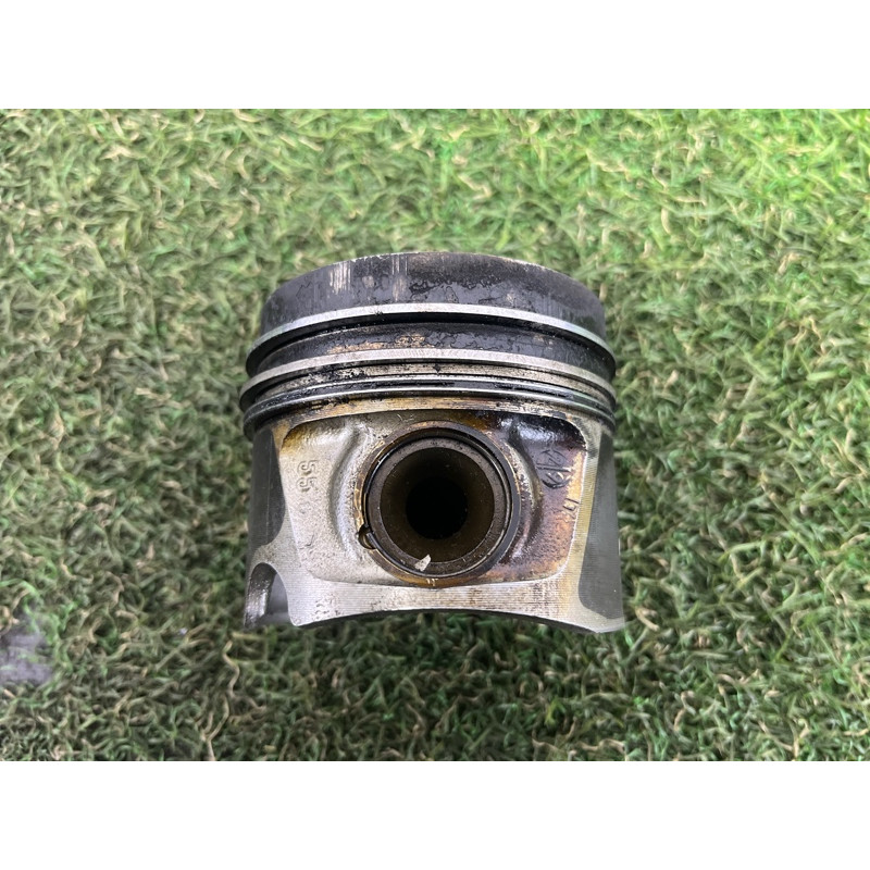 Поршень (двигатель и элементы) Volkswagen Amarok 2H 2012 2.0 tdi 03L107065N001