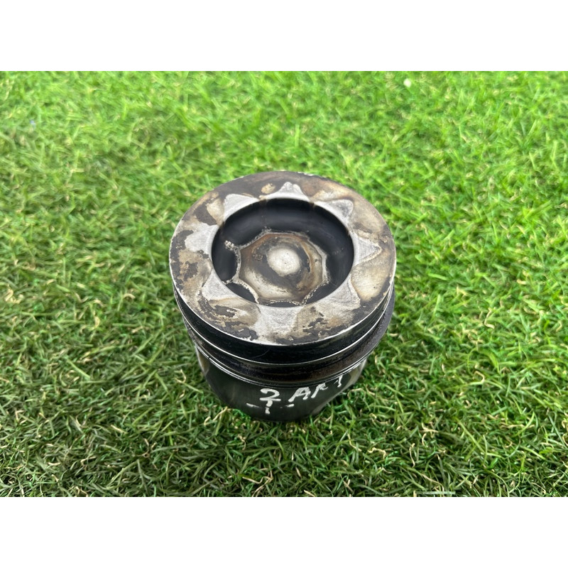 Поршень (двигатель и элементы) Volkswagen Amarok 2H 2012 2.0 tdi 03L107065N001