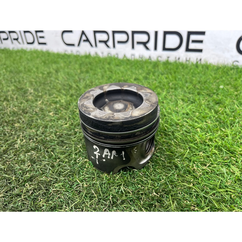 Поршень (двигатель и элементы) Volkswagen Amarok 2H 2012 2.0 tdi 03L107065N001