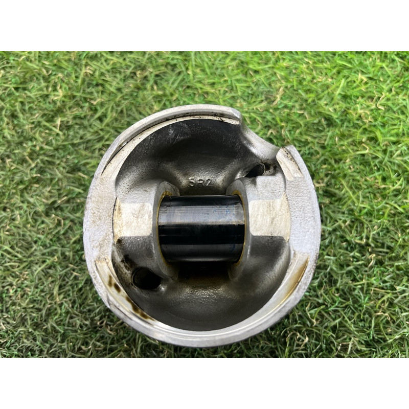 Поршень (двигатель и элементы) Volkswagen Amarok 2H 2012 2.0 tdi 03L107065N001