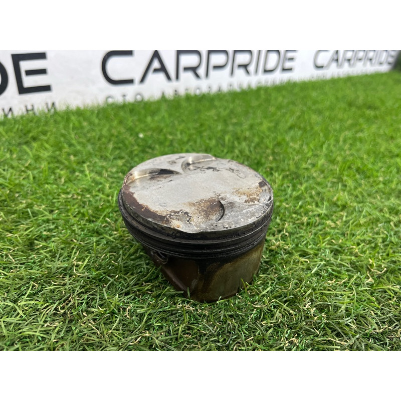 Поршень (двигатель и элементы) BMW 5-series F10 2011 3.0 11257558528