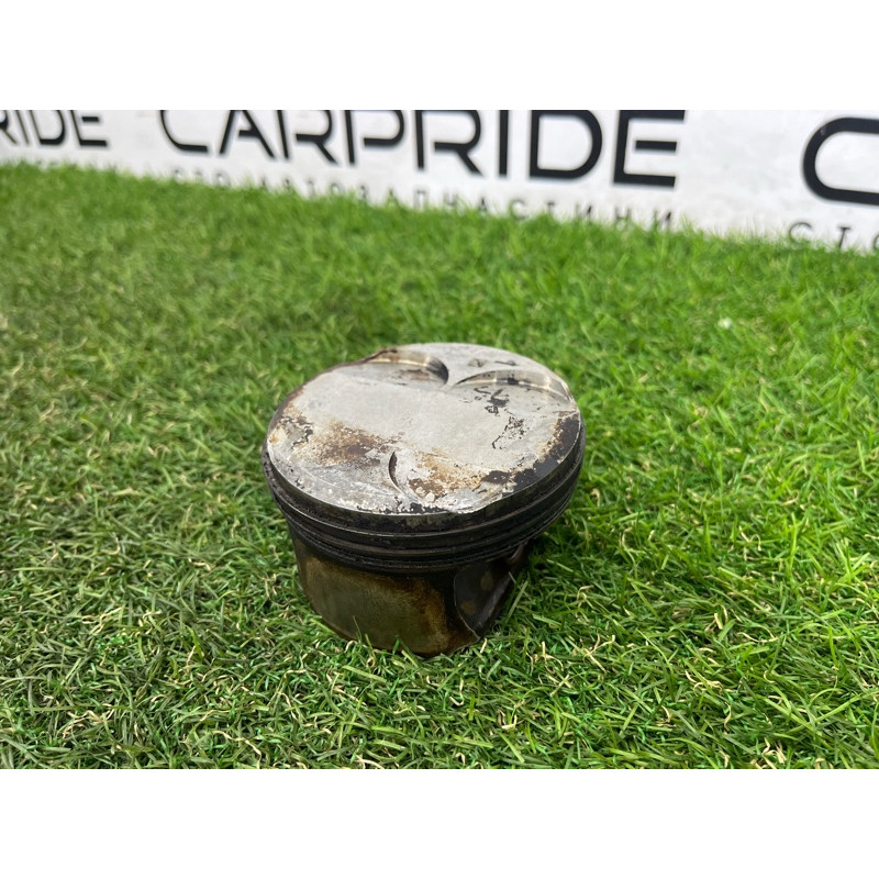 Поршень (двигатель и элементы) BMW 5-series F10 2011 3.0 11257558528