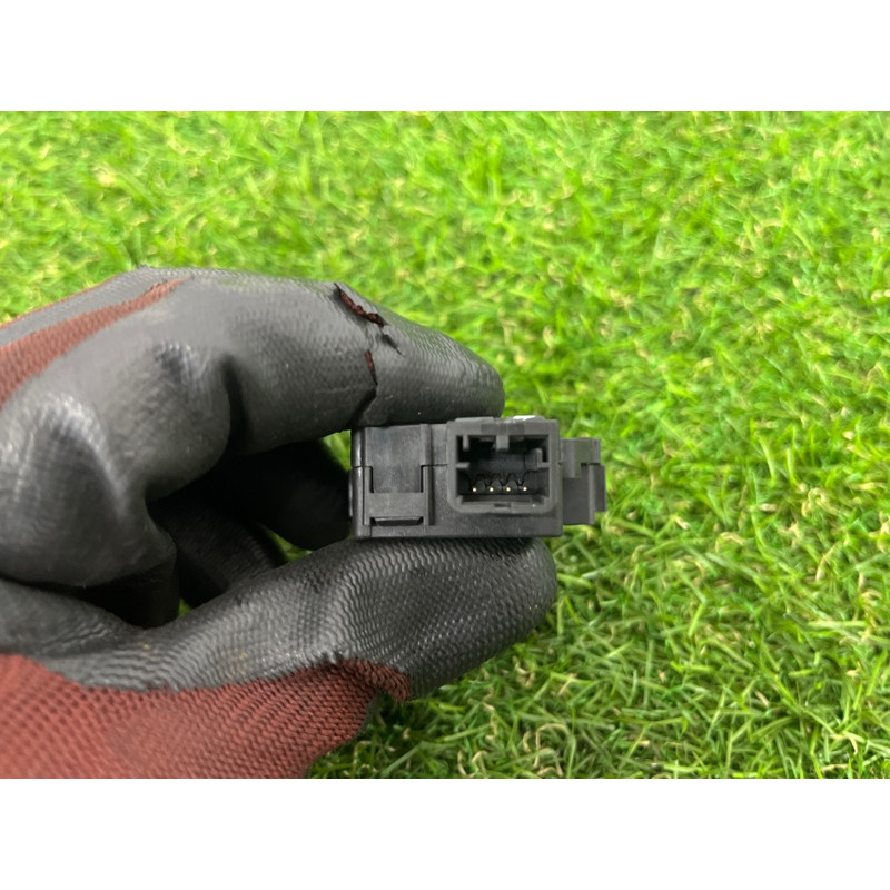 Привод заслонки отопителя (отопление и кондиционирование) Volkswagen Touareg NF 2012 3.0 7P0907511