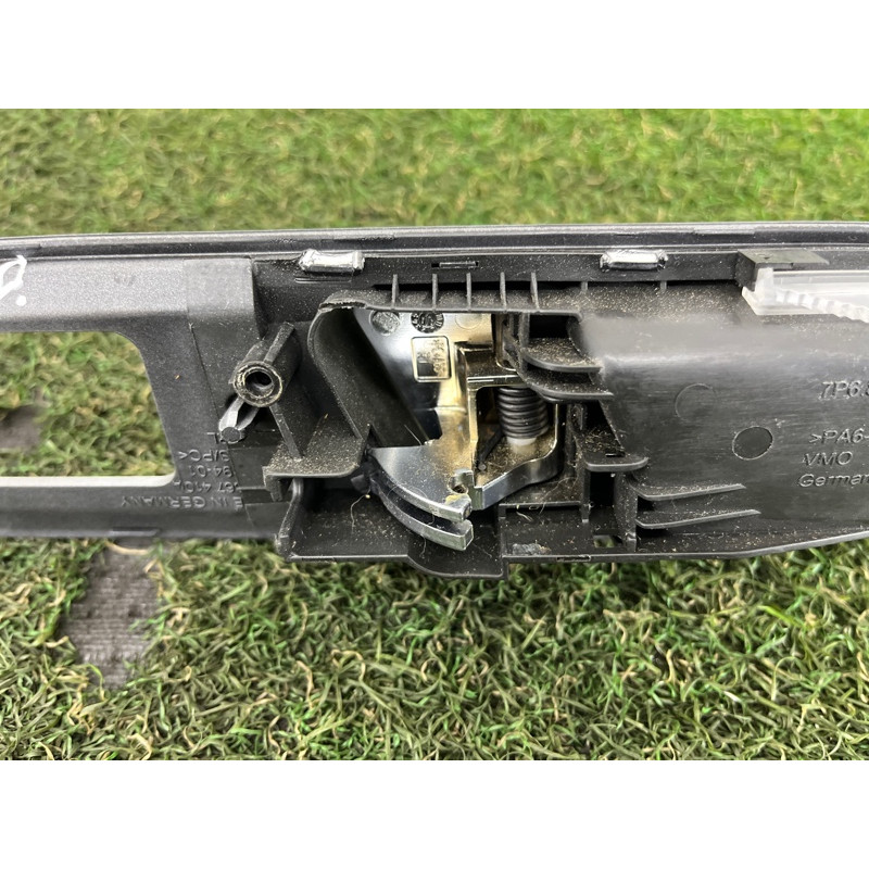 Ручка двери внутренняя (салон) Volkswagen Touareg NF 2012 3.0 7P6867102MOUM