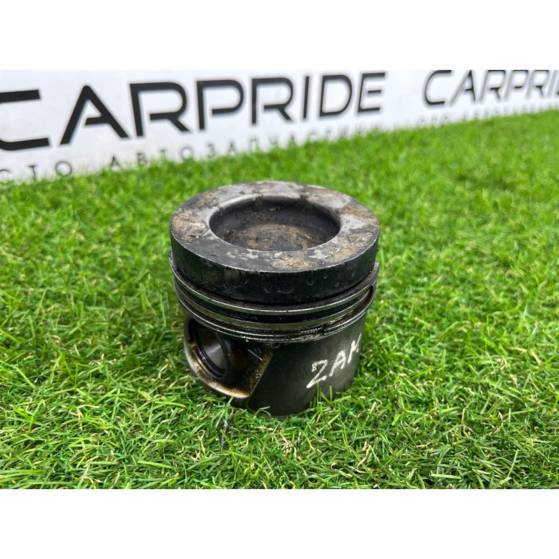 Поршень (двигатель и элементы) Volkswagen Amarok 2H 2012 2.0 tdi 03L107065N001