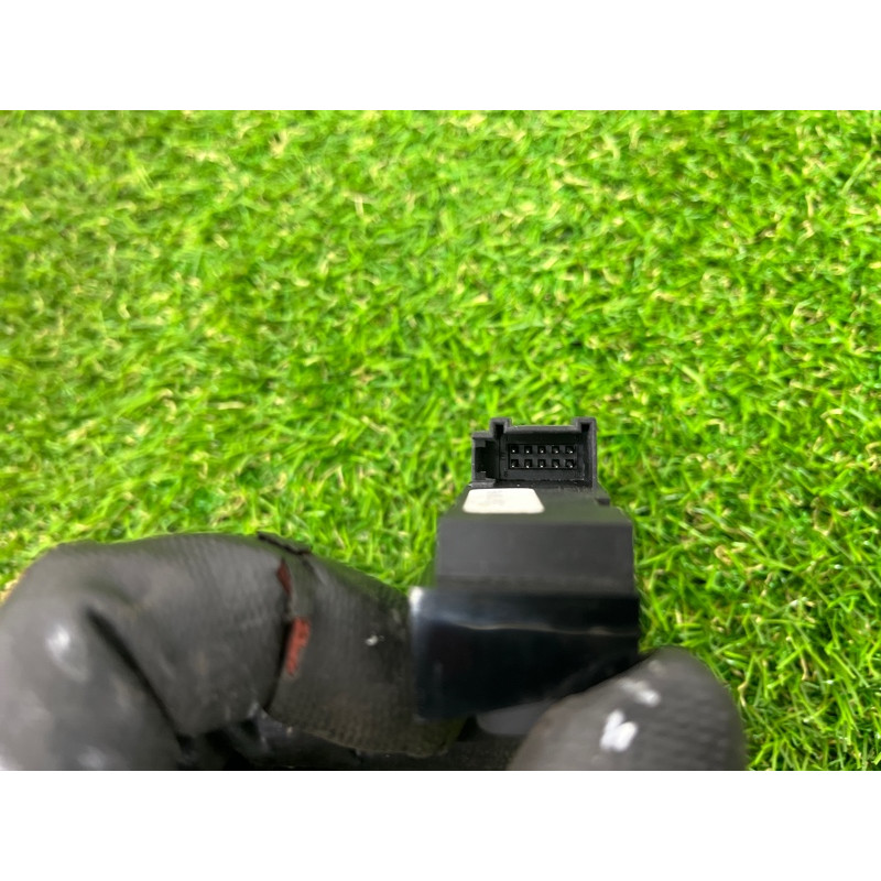 Кнопка памяти сидения (электрика / кнопки) Volkswagen Touareg NF 2012 3.0 7P1959769A