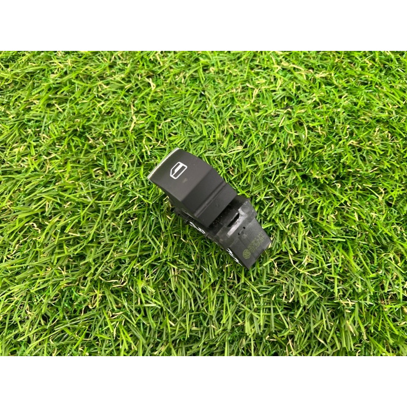 Кнопка стеклоподъемника (электрика / кнопки) Volkswagen Touareg NF 2012 3.0 5K0959855XSH