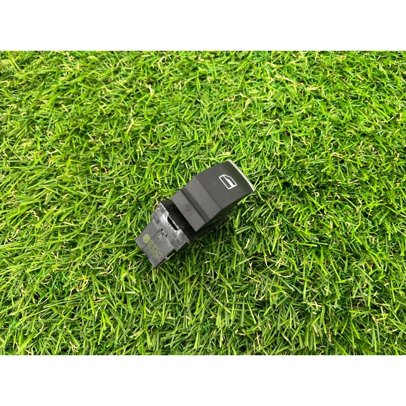 Кнопка стеклоподъемника (электрика / кнопки) Volkswagen Touareg NF 2012 3.0 5K0959855XSH