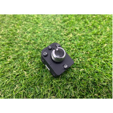 Кнопка регулировки зеркала