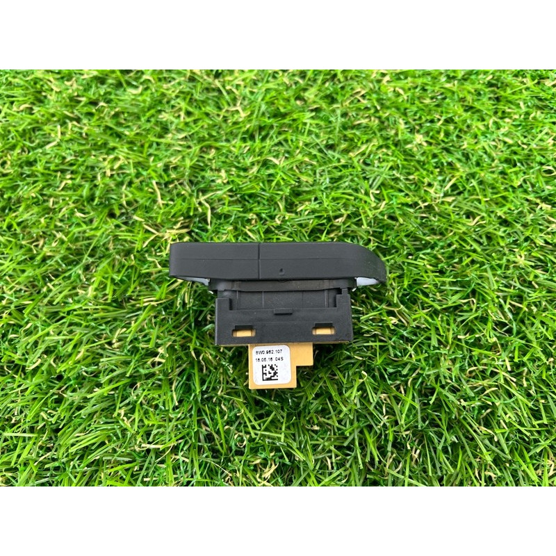 Кнопка блокировки центрального замка (электрика / кнопки) AUDI A4 B9 2017 2.0 8W09621075PR